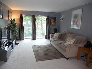 2nd image of 5S040 Pebblewood Ln APT E101