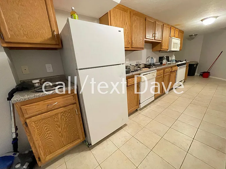 21 Linden St #1 — Photo 1