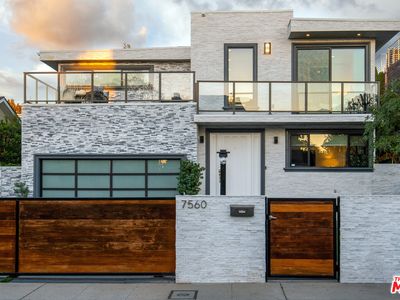 7560 Stewart Ave, Los Angeles, CA, 90045