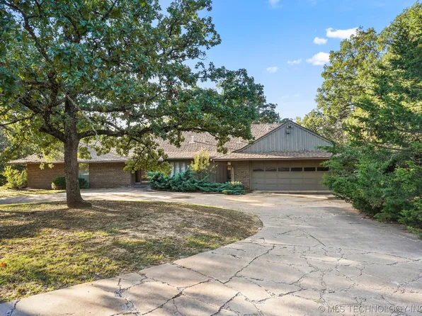 1904 Valley View Rd, Okmulgee, OK 74447