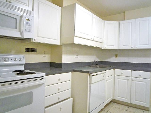1st image of 101 Monmouth St APT 901