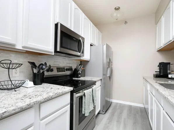 1116 NE 5th Ln Unit E14, Ankeny, IA 50021