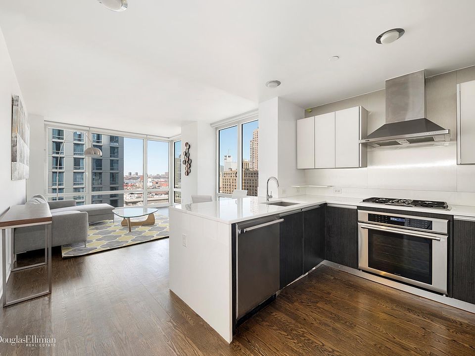 1st image of 247 W 46th St APT 1401