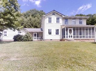 754 State Route 827, Greenup, KY 41144