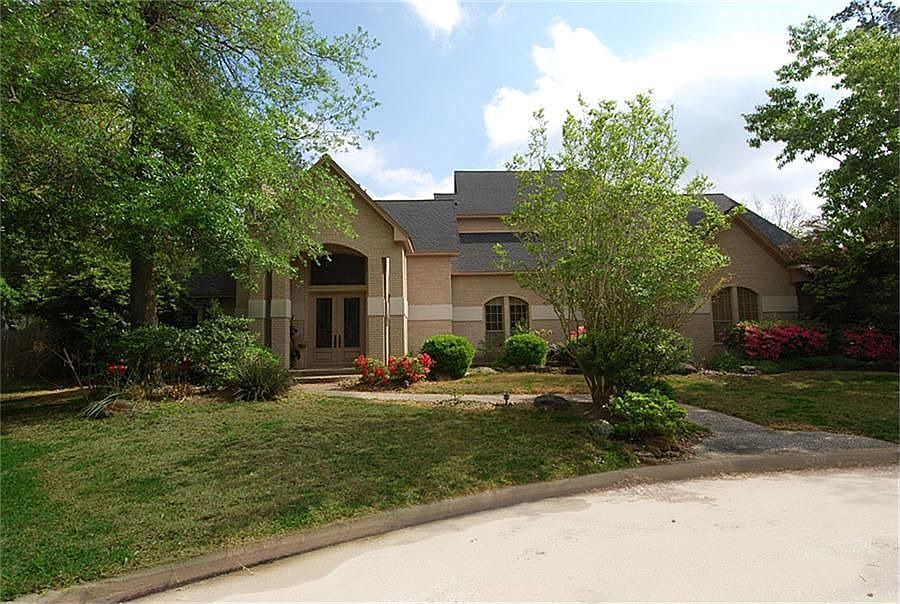 1st image of 2110 Forest Falls Dr