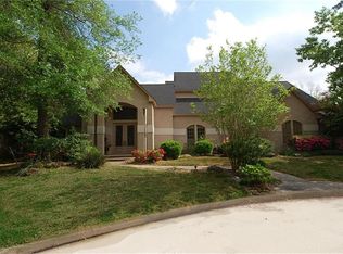 2110 Forest Falls Dr, Kingwood, TX 77345