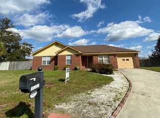 1279 Baxter St, Hinesville, GA 31313