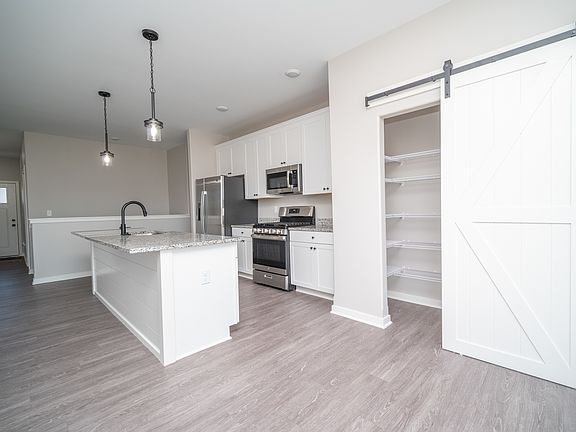 4th image of 532 Anjali Ct #R