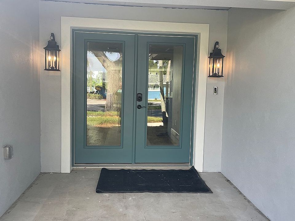 2nd image of 2801 Skimmer Point Dr S