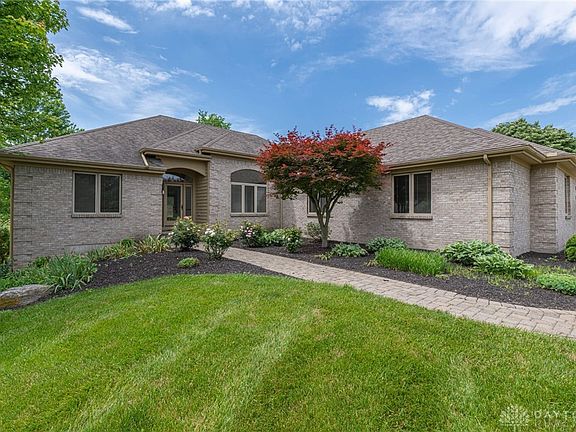 2nd image of 14 Fairwood Dr