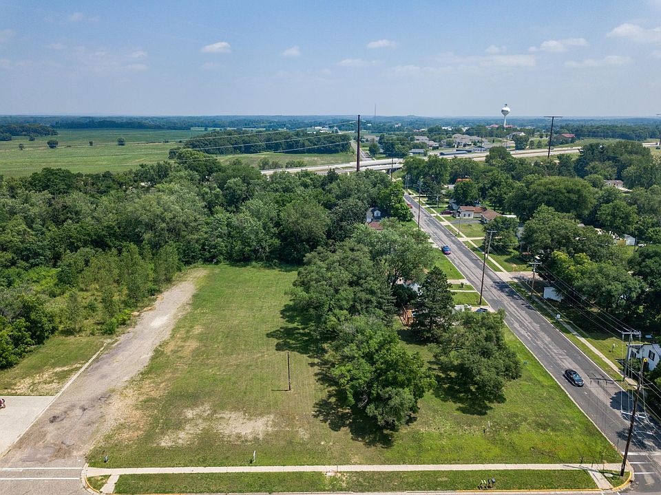 1st image of Prospect And Lincoln