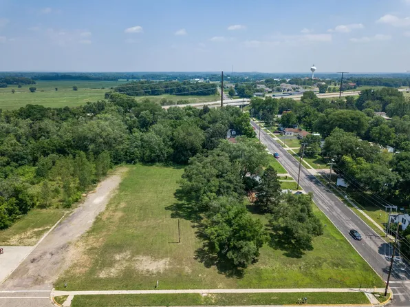 Prospect And Lincoln, Mauston, WI 53948