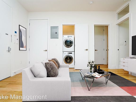 4th image of 1726 Woodbine St #8532838