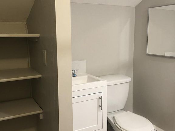 2nd image of 66 William St #3L