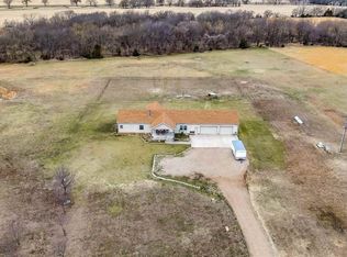 14452 8th St, Silverdale, KS 67005