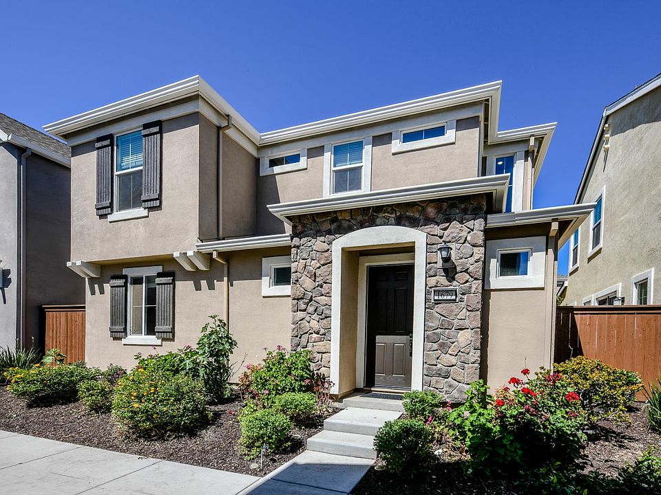 1st image of 1679 Pena Ln