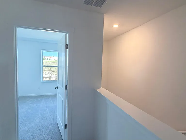 880 Lynx St — Photo 42