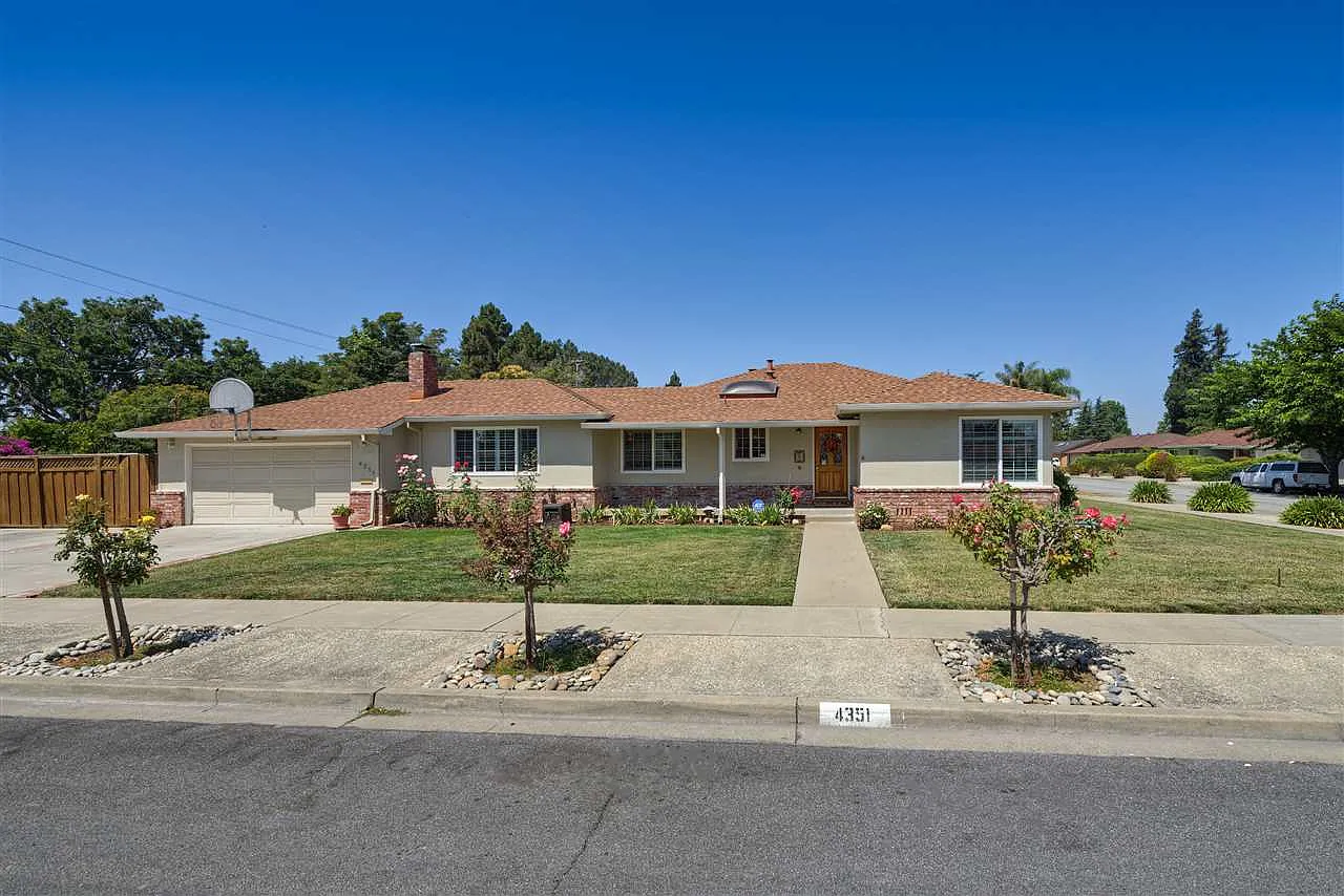 4351 Richmond Ave photo 1