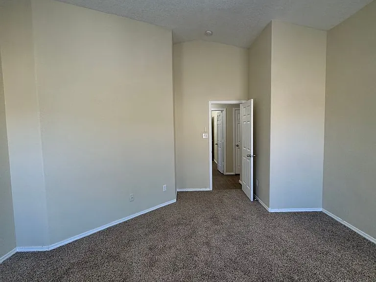 800 Purple Aster Ave SW — Photo 11