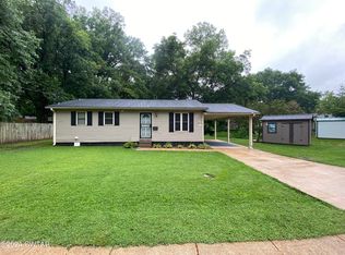 115 S Hazel St, Halls, TN 38040