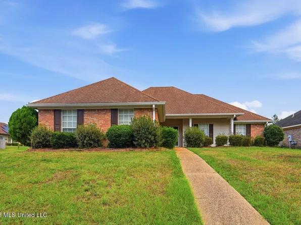 112 E Magnolia Pl, Pearl, MS 39208