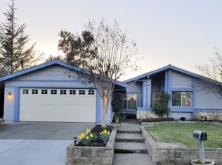 9860 Estancia Ct, Elk Grove, CA 95624