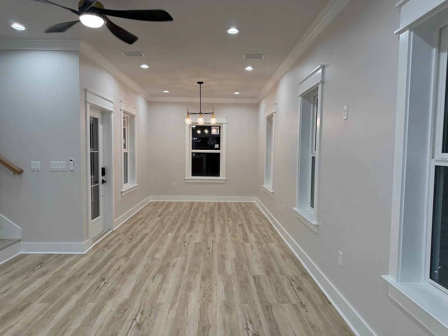 4 bed, 1520 sqft, $2,400 — Photo 3