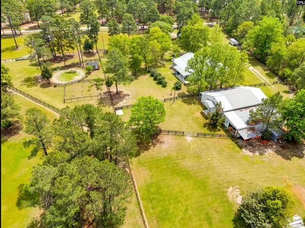 78 Foxwood Ln, Camden, SC 29020