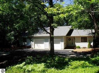 3479 Blackwood Dr, Traverse City, MI 49686