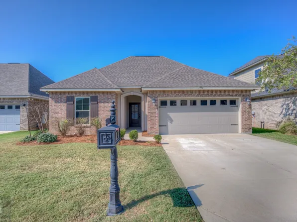 1971 Valdemar Pl, Bossier City, LA 71112