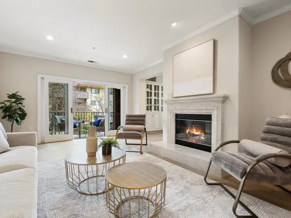 38 3rd St APT 203, Los Altos, CA 94022