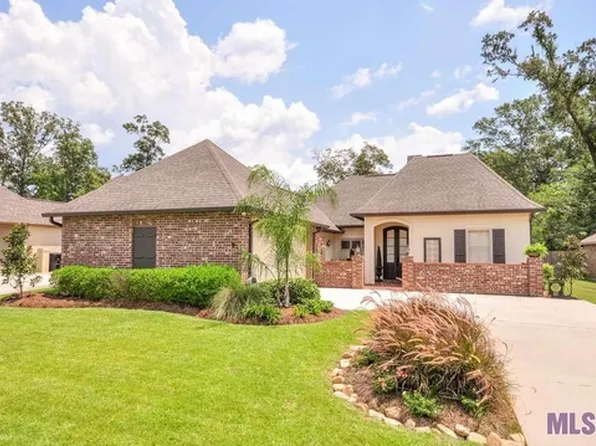 10451 Montrachet Dr, Baton Rouge, LA 70817