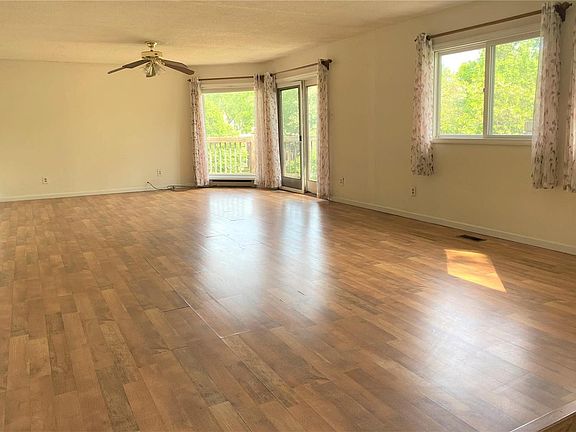 4th image of 12630 Marine Ave