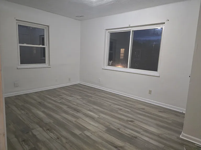 Bracken Woods Ln — Photo 12