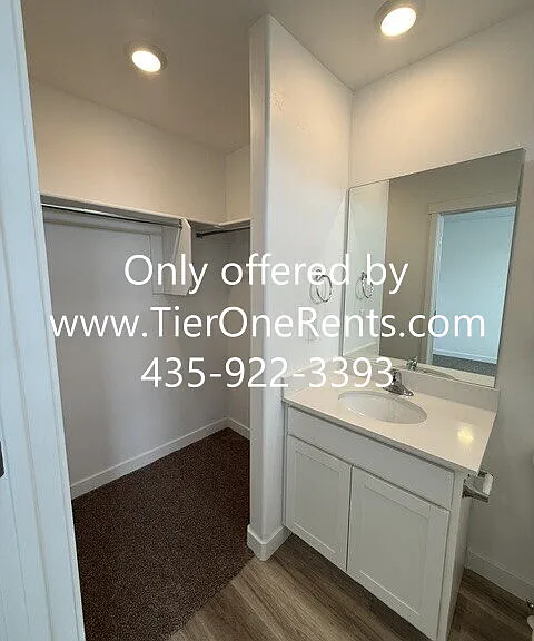 958 E Drifter Ln — Photo 18