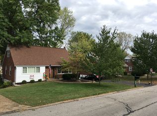 8724 Del Vista Dr, Saint Louis, MO