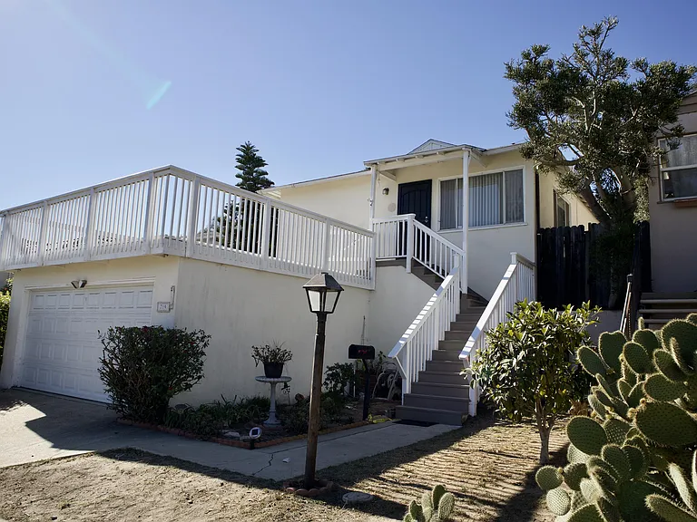 719 S Juanita Ave — Photo 35