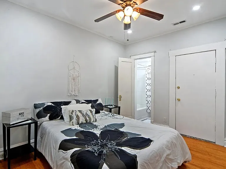 256 Washington Blvd #2 — Photo 1