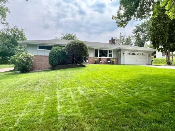 1701 Sioux Blvd, New Brighton, MN 55112