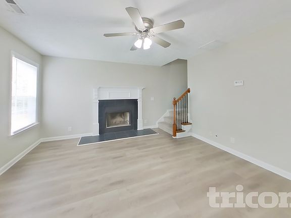 3rd image of 1256 Lasalle Dr