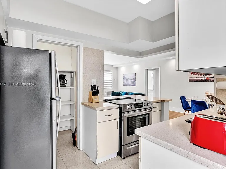 10000 E Bay Harbor Dr #12 — Photo 5