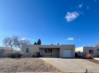 1411 Manzano St NE, Albuquerque, NM 87110