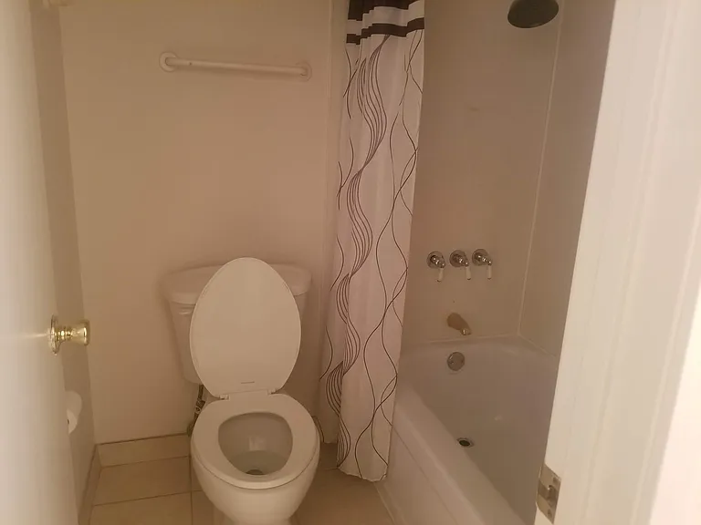 2716 Oak Rd #115 — Photo 10