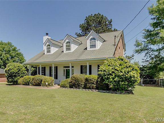 3rd image of 7227 Sandalwood Dr