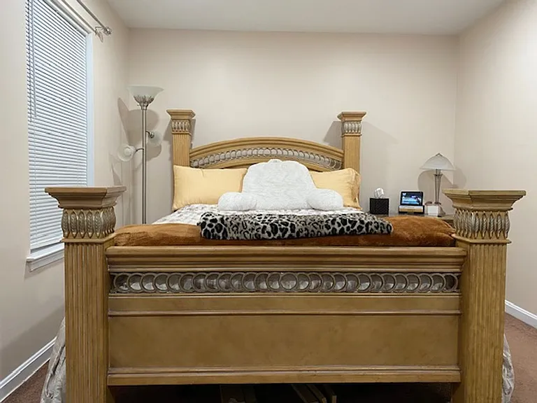 695 Mount Lubentia Ct W — Photo 17