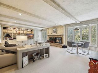 14519 Rocksborough Rd, Minnetonka, MN 55345