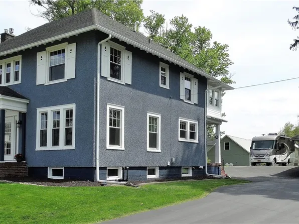 428 Pleasant St, West Winfield, NY 13491