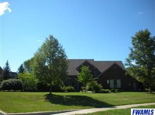 4324 Woodbriar Pass, Fort Wayne, IN 46835