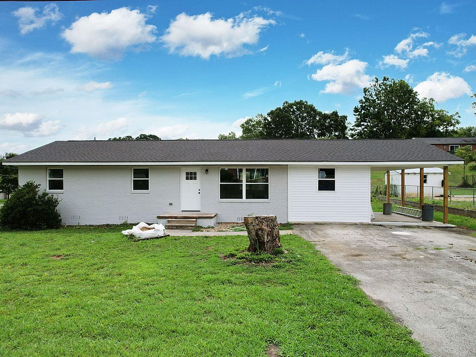1st image of 255 Sara Dr SE