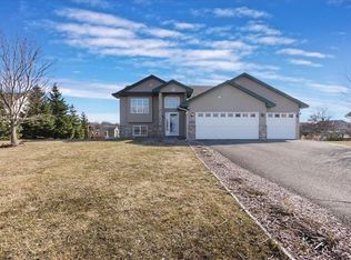 10205 52nd St NE, Albertville, MN 55301